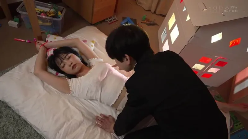 Trả thù anh trai thường xuyên bắt nạt bằng cách nắc người tình anh ấy